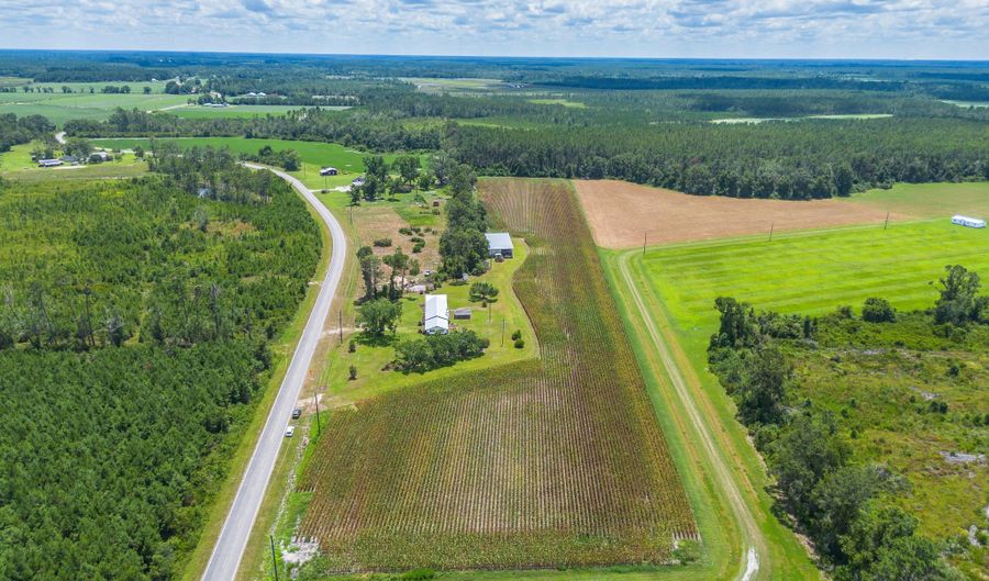 596 Teakwood Rd, Alma, GA 31510 - 3 Beds, 2 Bath