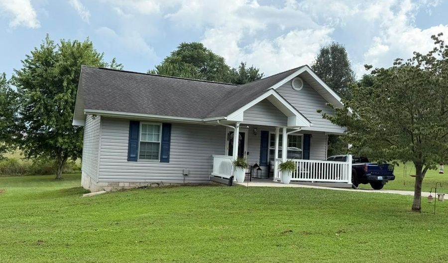 601 Jacobs Way, Albany, KY 42602 - 2 Beds, 1 Bath