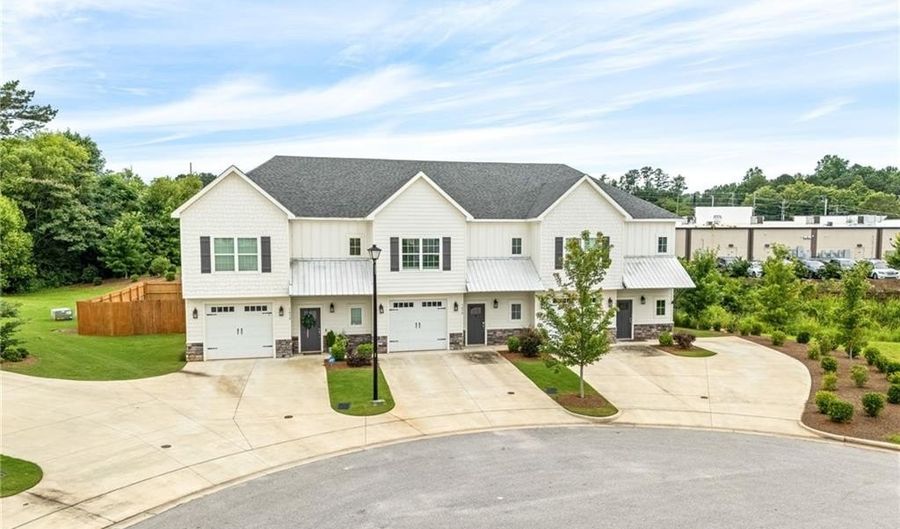 1430 GATEWOOD Pl, Auburn, AL 36830 - 3 Beds, 4 Bath
