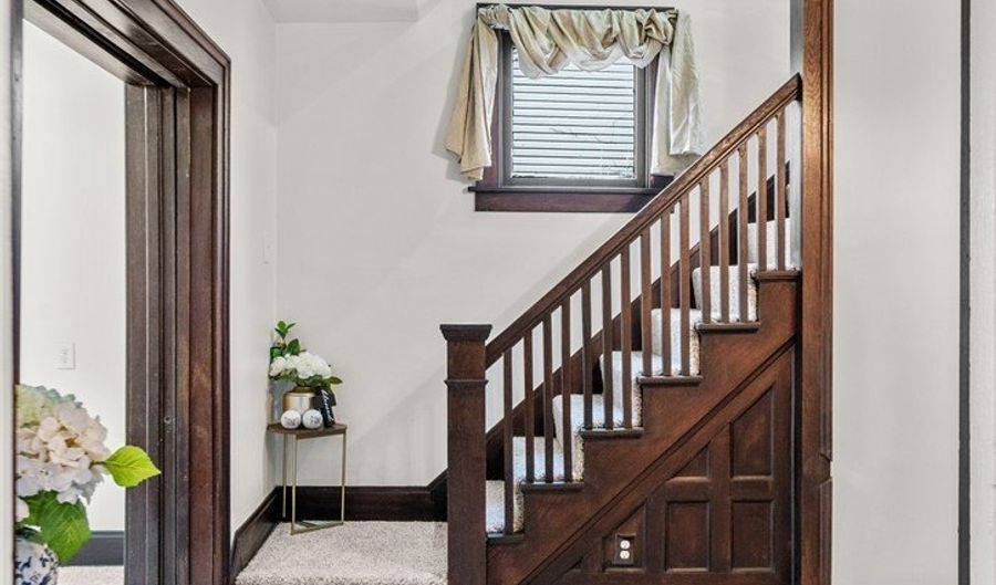 244 N Park Ave, Alliance, OH 44601 - 3 Beds, 1 Bath