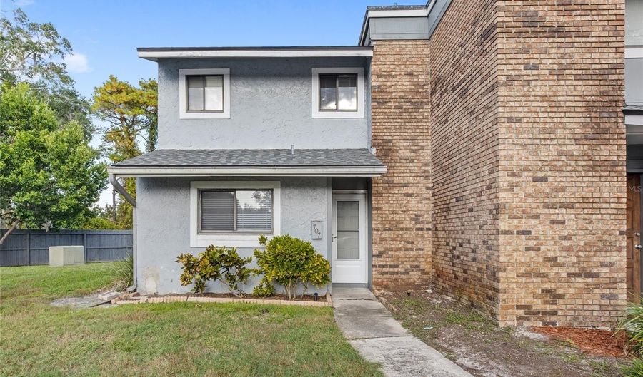 707 SAINT MATTHEW Cir, Altamonte Springs, FL 32714 - 2 Beds, 3 Bath
