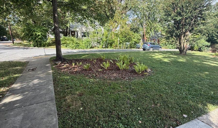 4325 MAPLE Ave, Bethesda, MD 20814 - 3 Beds, 2 Bath