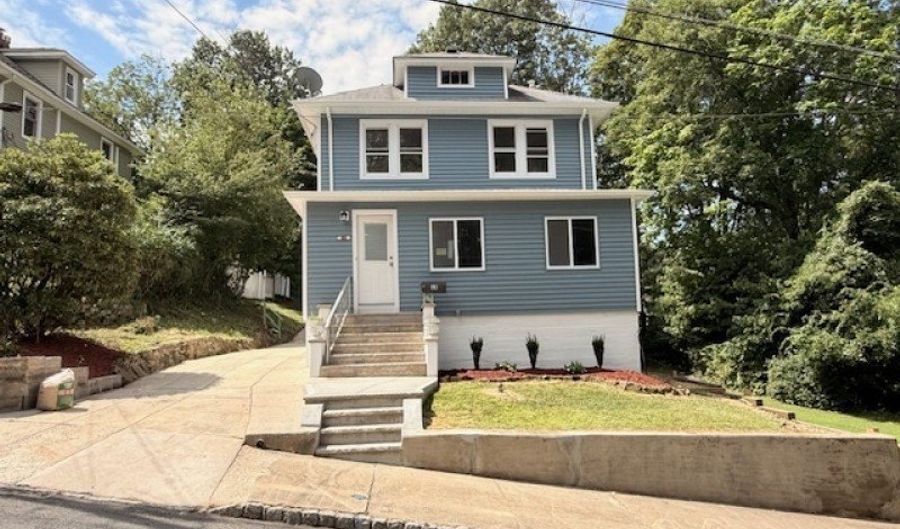68 Grant St, Andover, NJ 07801 - 3 Beds, 2 Bath