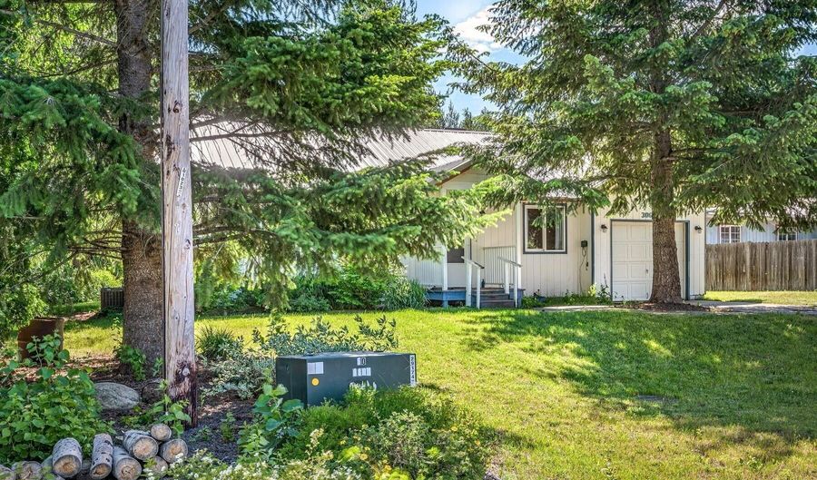 30670 N Meadow St, Athol, ID 83801 - 3 Beds, 1 Bath