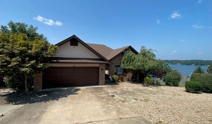 13 Dunedin Pl, Bella Vista, AR 72715 - 4 Beds, 3 Bath