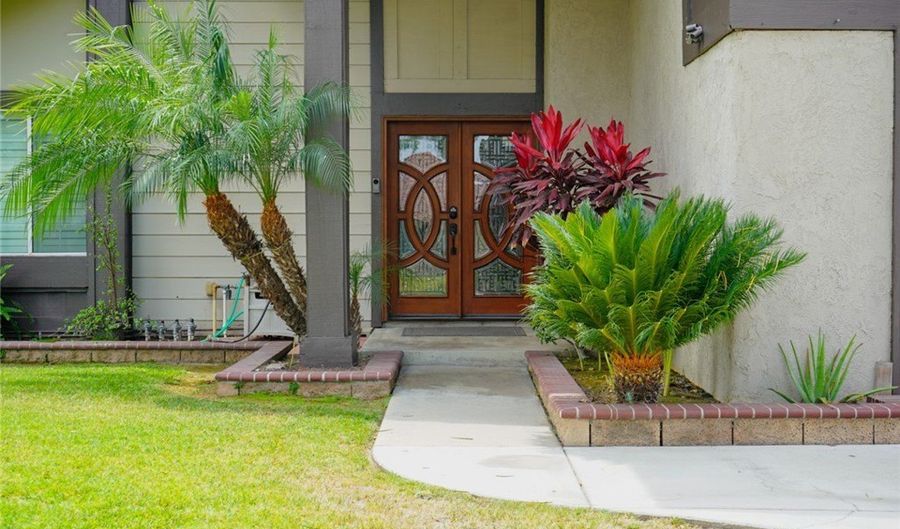 2434 E Virginia Ave, Anaheim, CA 92806 - 4 Beds, 3 Bath