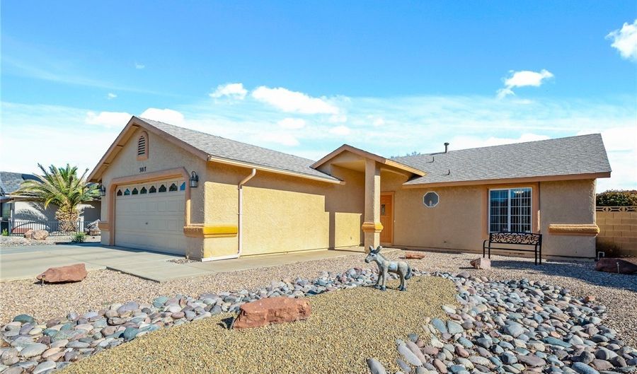 3817 E Nicole Ave, Kingman, AZ 86409 - 3 Beds, 2 Bath