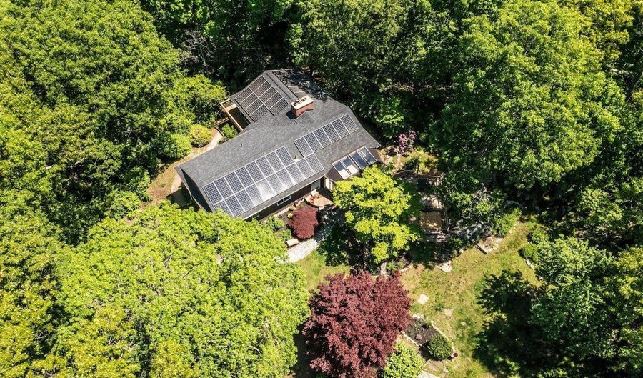 98 Fairy Dell Rd, Clinton, CT 06413 - 4 Beds, 3 Bath