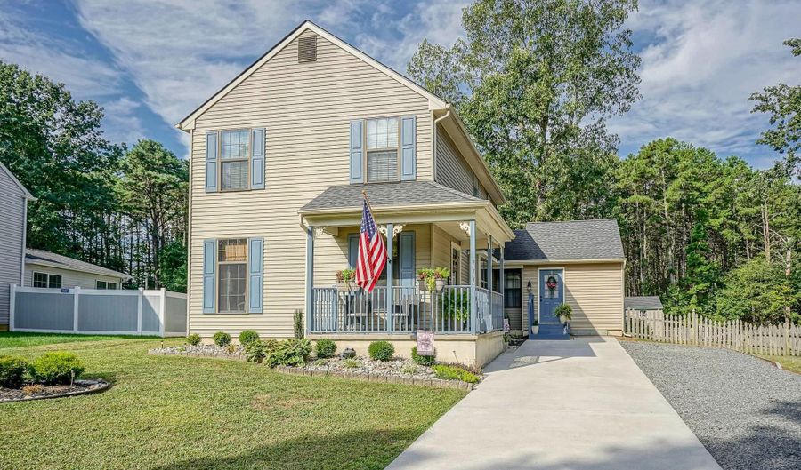 111 BAKER Ave, Atco, NJ 08004 - 4 Beds, 3 Bath