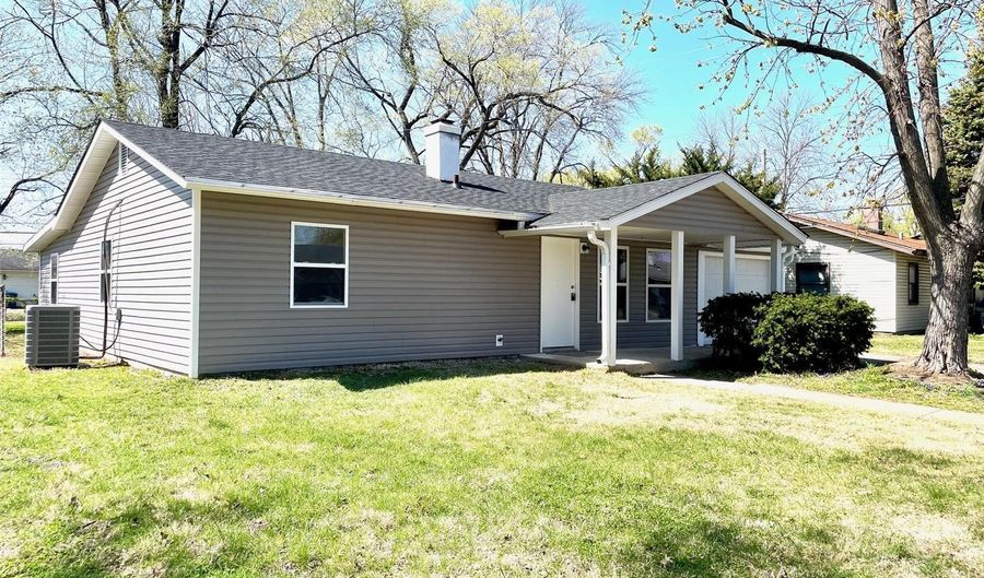 2833 Forest Ave, Granite City, IL 62040 - 4 Beds, 1 Bath