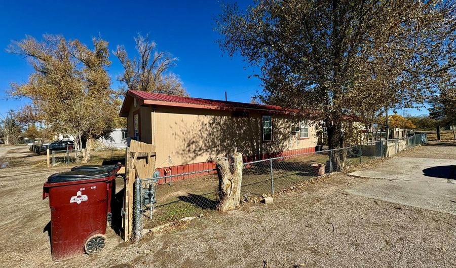 416 MICHIGAN Ave, Belen, NM 87002 - 3 Beds, 2 Bath