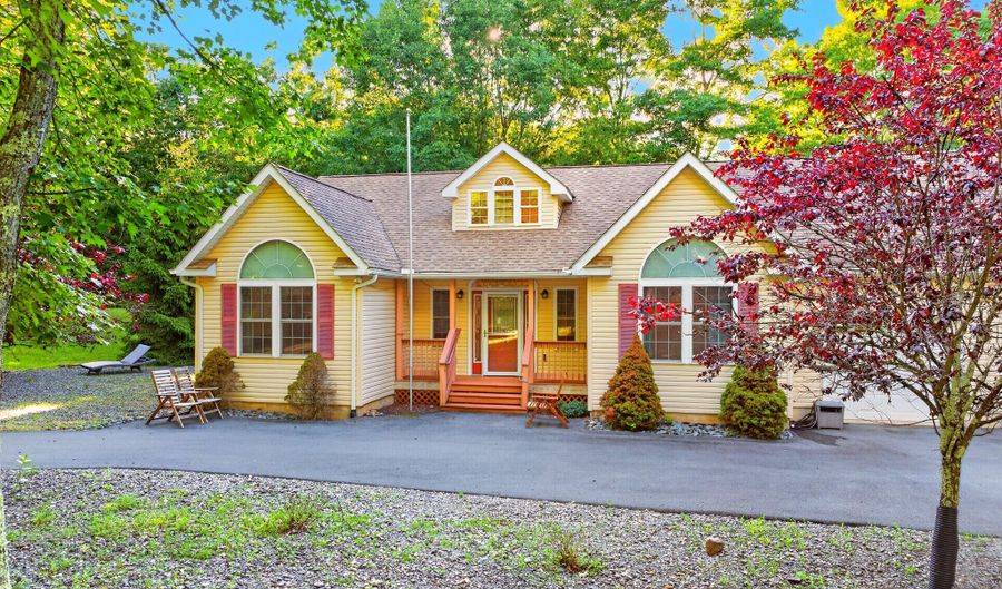 500 Kilmer Trl, Albrightsville, PA 18210 - 3 Beds, 2 Bath