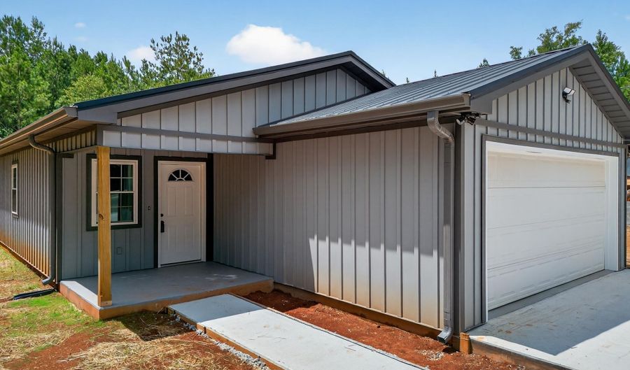 1129 EARL ROBERTS Rd, Anniston, AL 36207 - 3 Beds, 2 Bath