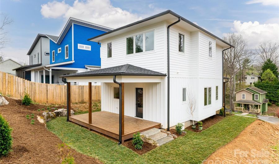 30 Fern St, Asheville, NC 28803 - 3 Beds, 3 Bath