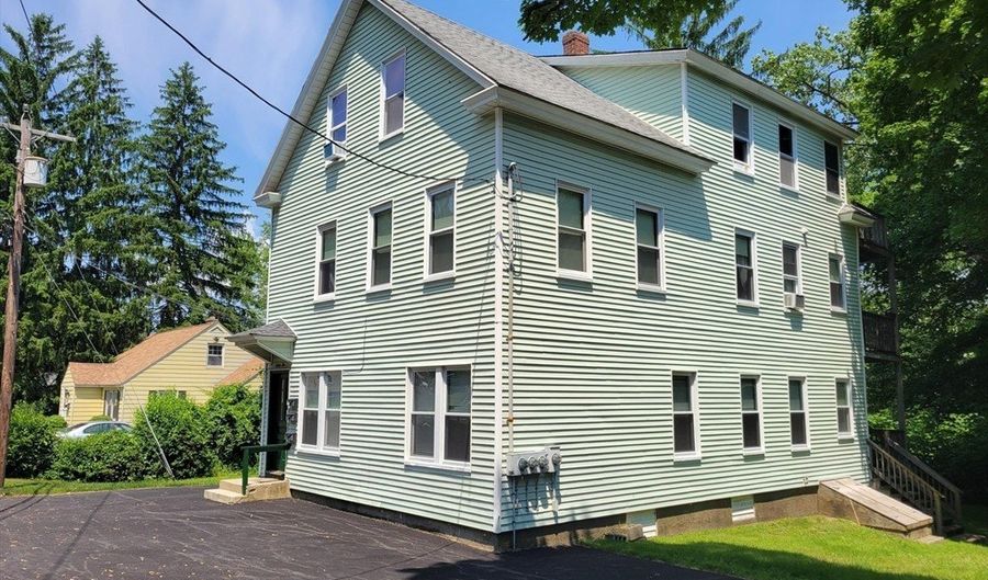 85 Boyce St 2, Auburn, MA 01501 - 2 Beds, 1 Bath