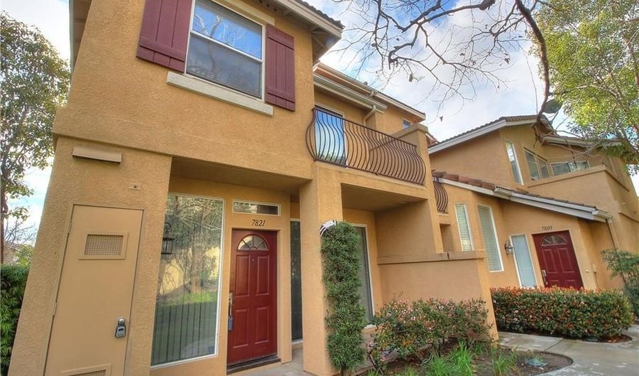7821 E Menton Ave, Anaheim, CA 92808 - 2 Beds, 3 Bath