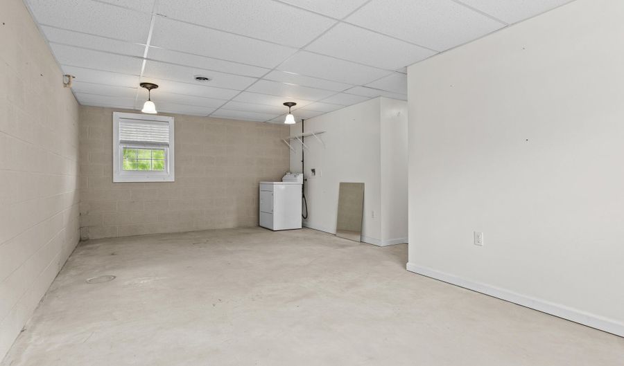 15 Walker Dr, Beattyville, KY 41311 - 3 Beds, 2 Bath