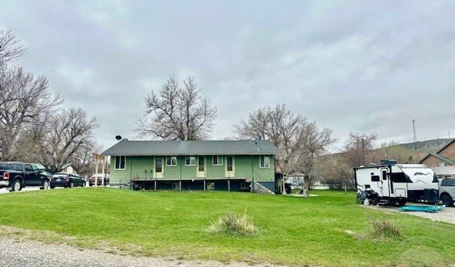 38 N Woodard Ave, Absarokee, MT 59001 - 0 Beds, 0 Bath
