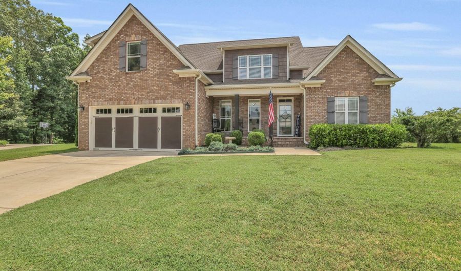 9902 Meadowstone Dr, Apison, TN 37302 - 4 Beds, 4 Bath