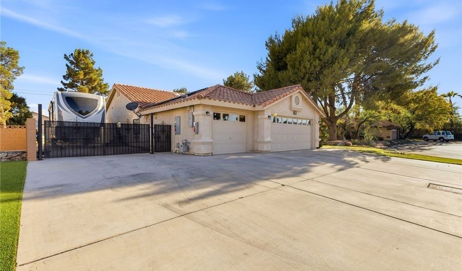 1551 Managua Dr, Las Vegas, NV 89123 - 4 Beds, 2 Bath