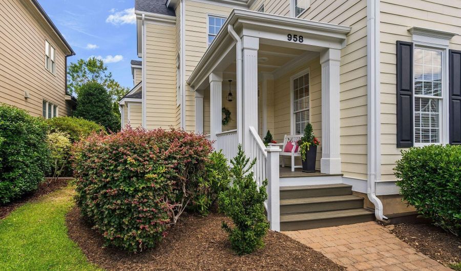 958 Tender Dr, Apex, NC 27502 - 4 Beds, 4 Bath