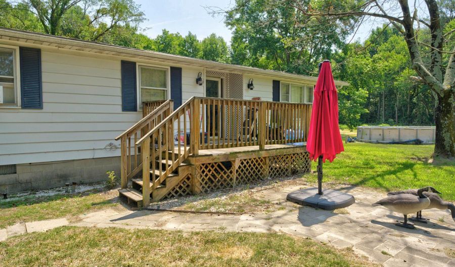16897 DUPONT Blvd, Georgetown, DE 19947 - 3 Beds, 2 Bath
