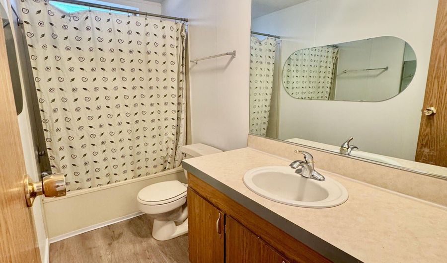 19124 River Woods Dr, Bend, OR 97702 - 2 Beds, 2 Bath