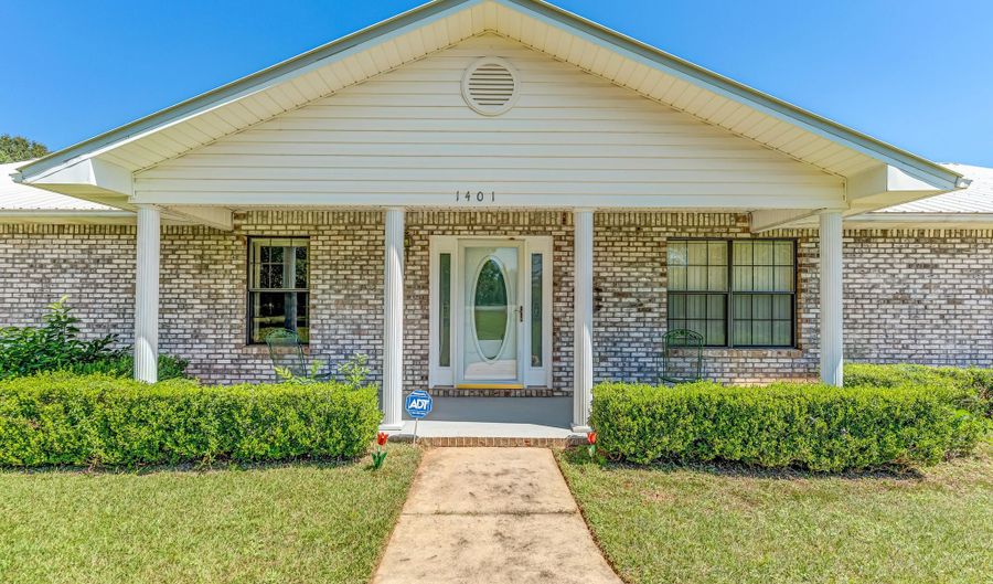 1401 Greenwood Rd, Baker, FL 32531 - 3 Beds, 2 Bath