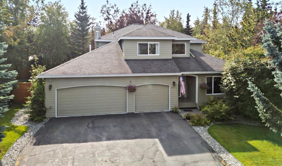 10671 Cutter Cir, Anchorage, AK 99515 - 4 Beds, 3 Bath
