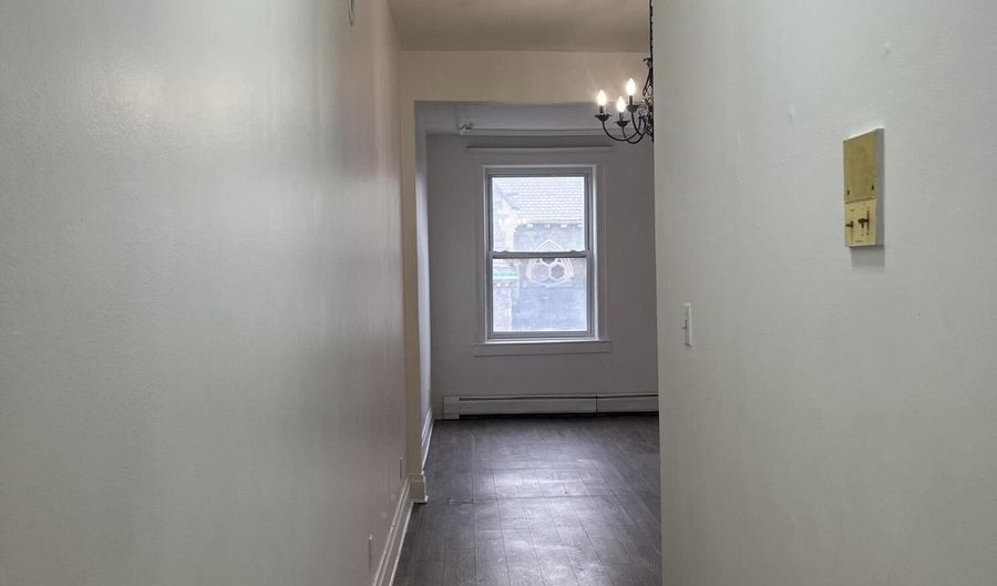 9 Saint Joseph'S Ter 2A, Albany, NY 12210 - 3 Beds, 2 Bath