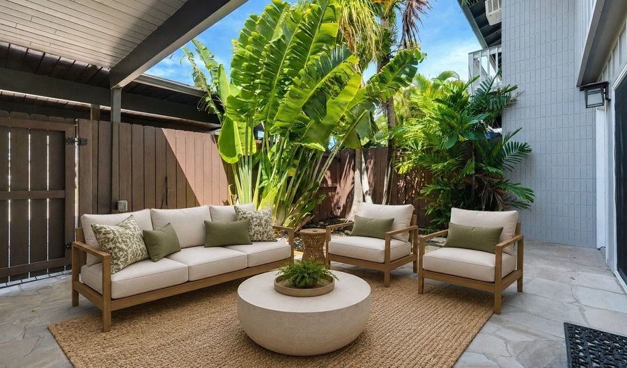 711 Koko Isle Cir 13/1306, Honolulu, HI 96825 - 3 Beds, 3 Bath