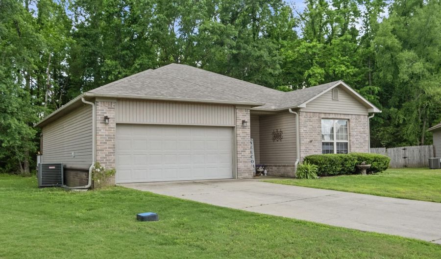355 Cobra Cv, Austin, AR 72007 - 3 Beds, 2 Bath