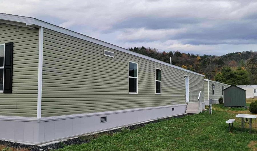 97 Sesame St, Braintree, VT 05060 - 2 Beds, 2 Bath