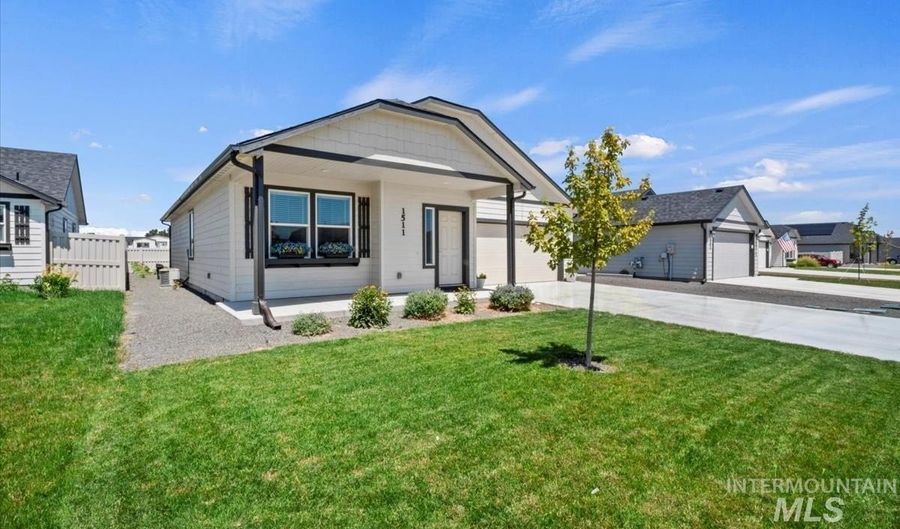 1511 White Fish Lake St, Caldwell, ID 83607 - 3 Beds, 2 Bath