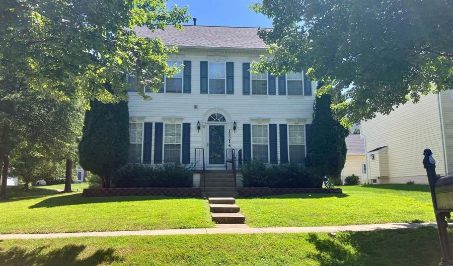 14214 KINGS CROSSING Blvd, Boyds, MD 20841 - 5 Beds, 5 Bath
