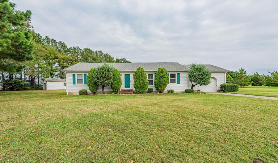 31 OXFORD Ct, Lewes, DE 19958 - 3 Beds, 2 Bath