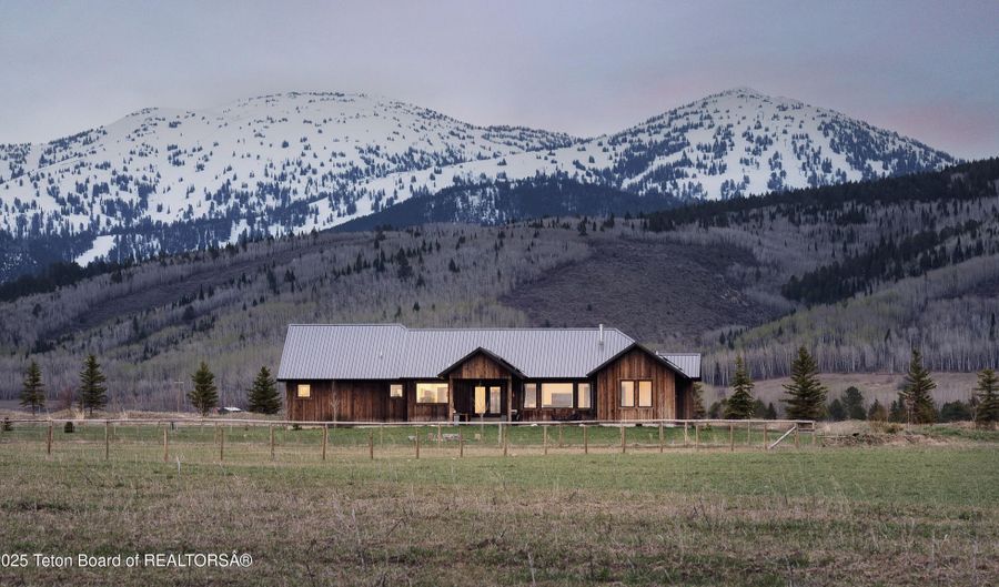 1315 S SORENSEN Way, Alta, WY 83414 - 4 Beds, 4 Bath