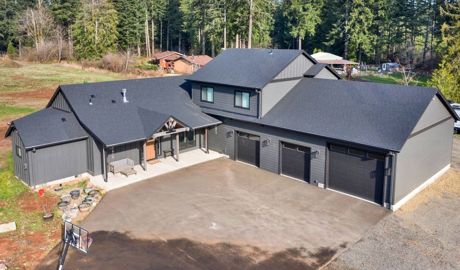 22404 S FOREST PARK Rd, Beavercreek, OR 97004 - 5 Beds, 4 Bath