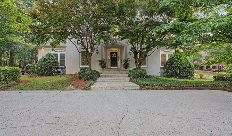 325 Magnolia Lake Ct, Aiken, SC 29803 - 5 Beds, 5 Bath