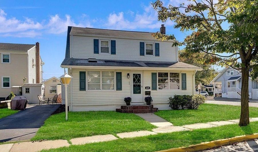 419 13th Ave, Belmar, NJ 07719 - 5 Beds, 2 Bath