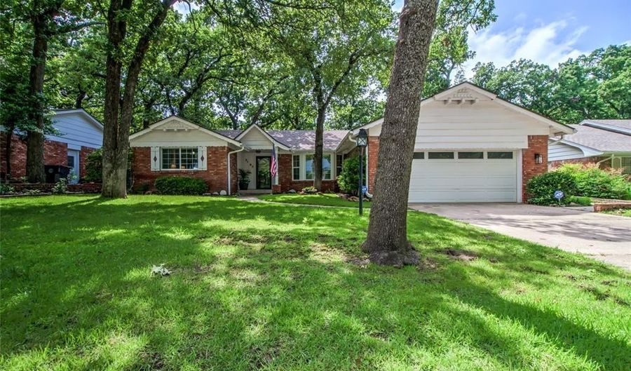 2105 N Alexander Ln, Bethany, OK 73008 - 3 Beds, 2 Bath