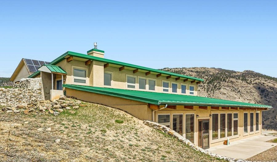 752 Willow Patch Ln, Bellvue, CO 80512 - 3 Beds, 2 Bath