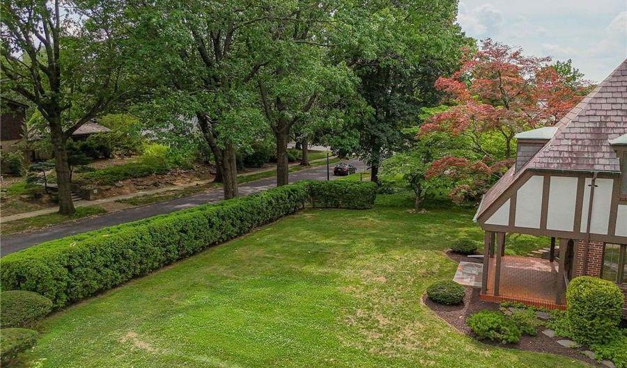 2829 W Gordon St, Allentown, PA 18104 - 5 Beds, 5 Bath