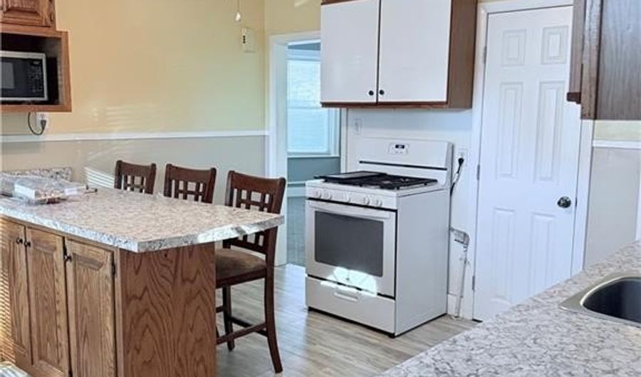 128 Vincent Ave 1, North Providence, RI 02904 - 2 Beds, 1 Bath