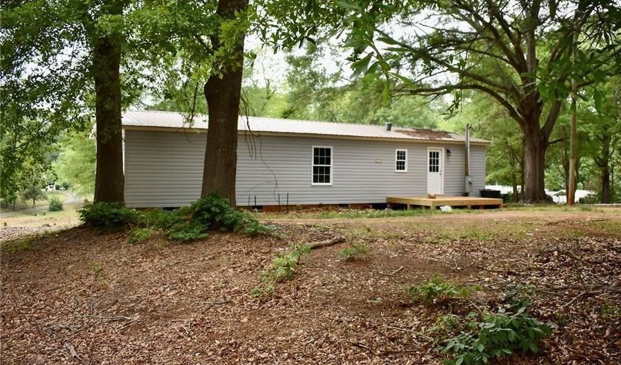 117 Fowler Rd, Anderson, SC 29625 - 3 Beds, 2 Bath