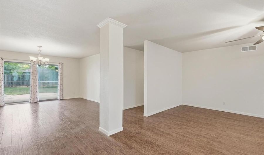 1449 N Willis St, Abilene, TX 79603 - 3 Beds, 2 Bath