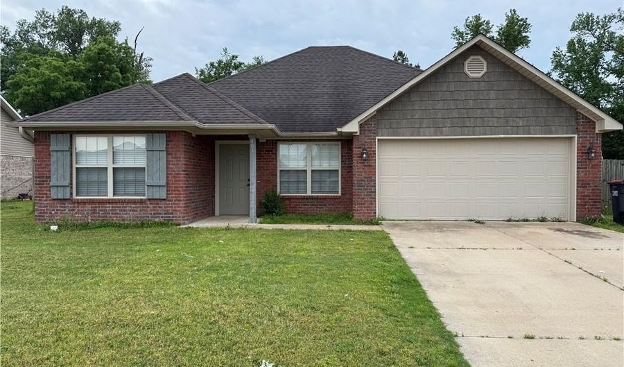 403 Riley Dr, Alma, AR 72921 - 4 Beds, 2 Bath