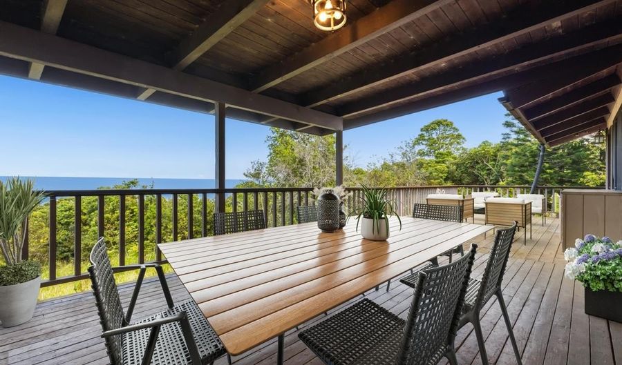 81-6315 HAWAII BELT Rd, Captain Cook, HI 96750 - 7 Beds, 4 Bath