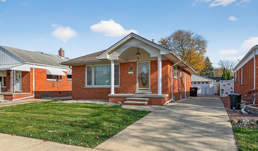 9949 Sterling Ave, Allen Park, MI 48101 - 3 Beds, 2 Bath