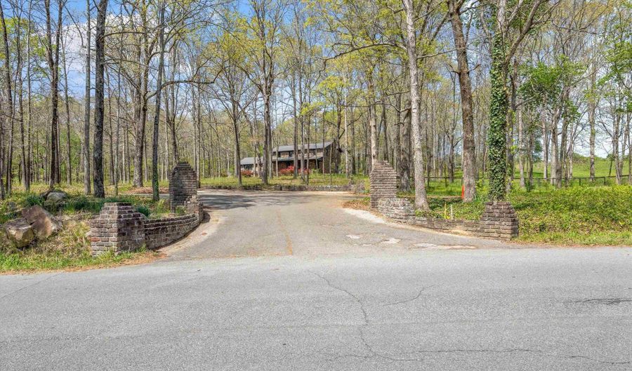 2236 Pine Lake Dr NW, Arab, AL 35016 - 4 Beds, 4 Bath